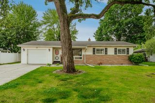 2715 Hilltop COURT, East Troy, WI 53120