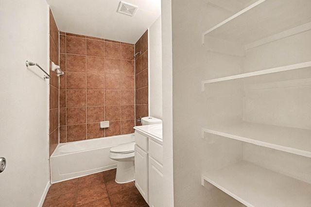 631 Gateship Drive, Houston, TX 77073