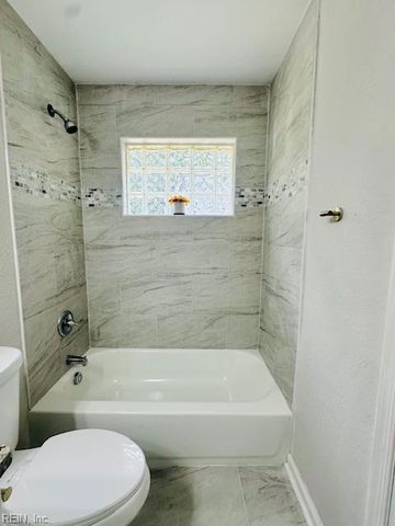 933 Ferry Plantation RD, Virginia Beach, VA 23455