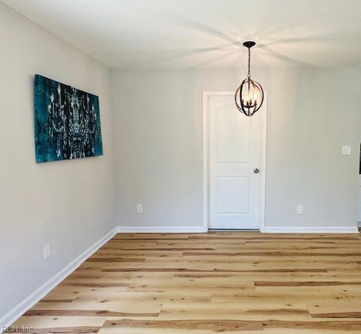 933 Ferry Plantation RD, Virginia Beach, VA 23455