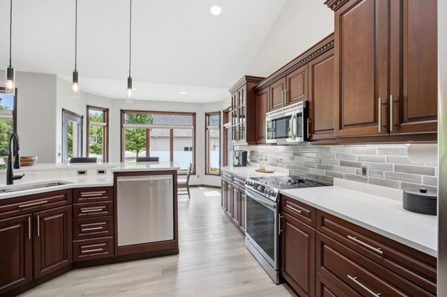 1911 Princeton Lane, West Fargo, ND 58078