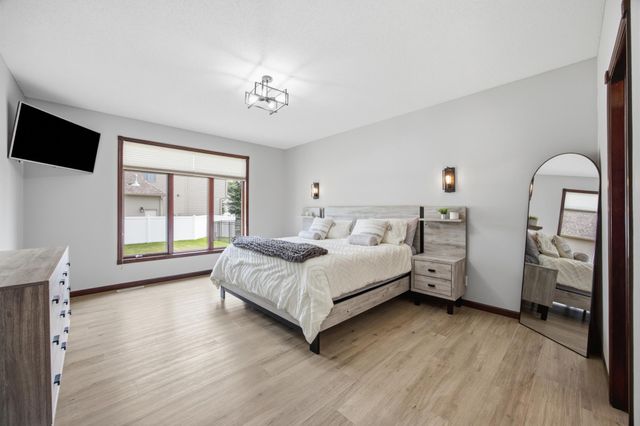 1911 Princeton Lane, West Fargo, ND 58078