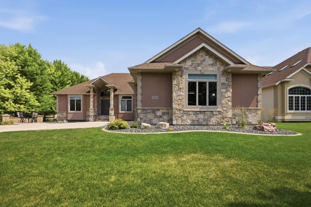 1911 Princeton Lane, West Fargo, ND 58078