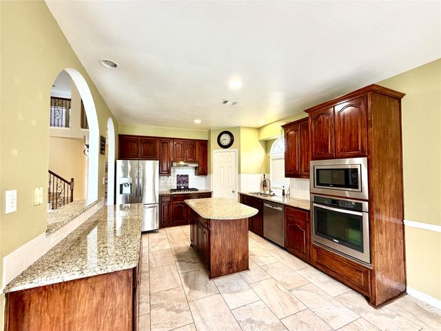 5808 Colby Drive, Plano, TX 75094