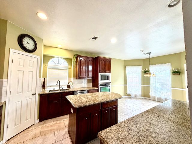 5808 Colby Drive, Plano, TX 75094