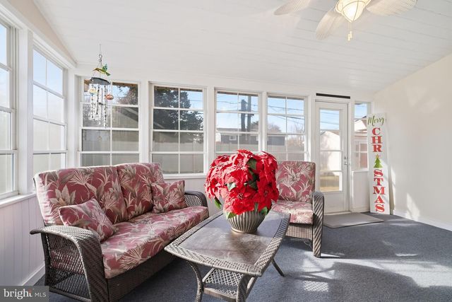 1812 WINDERMERE AVE, Wilmington, DE 19804