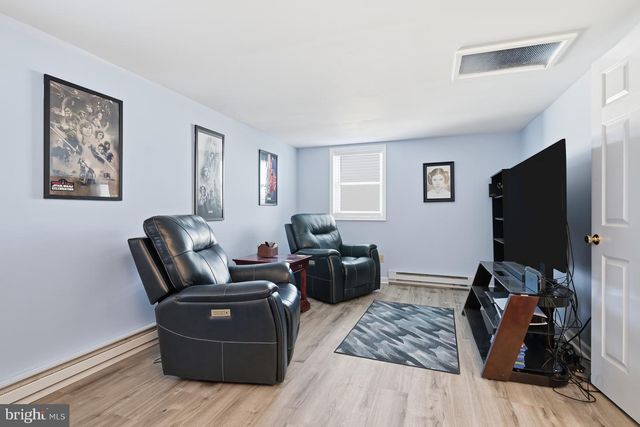 1812 WINDERMERE AVE, Wilmington, DE 19804