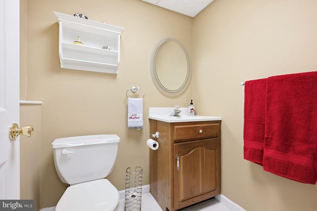 1812 WINDERMERE AVE, Wilmington, DE 19804