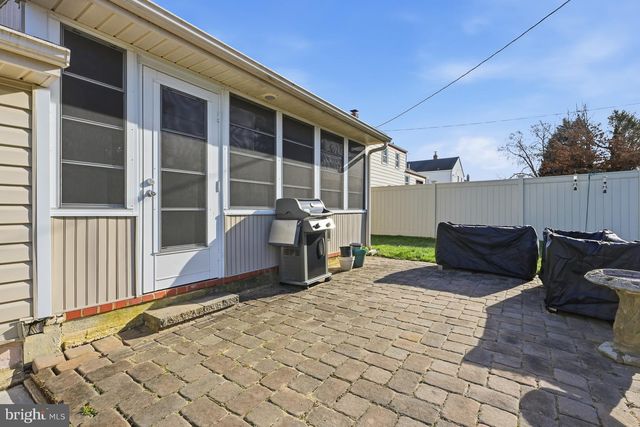 1812 WINDERMERE AVE, Wilmington, DE 19804