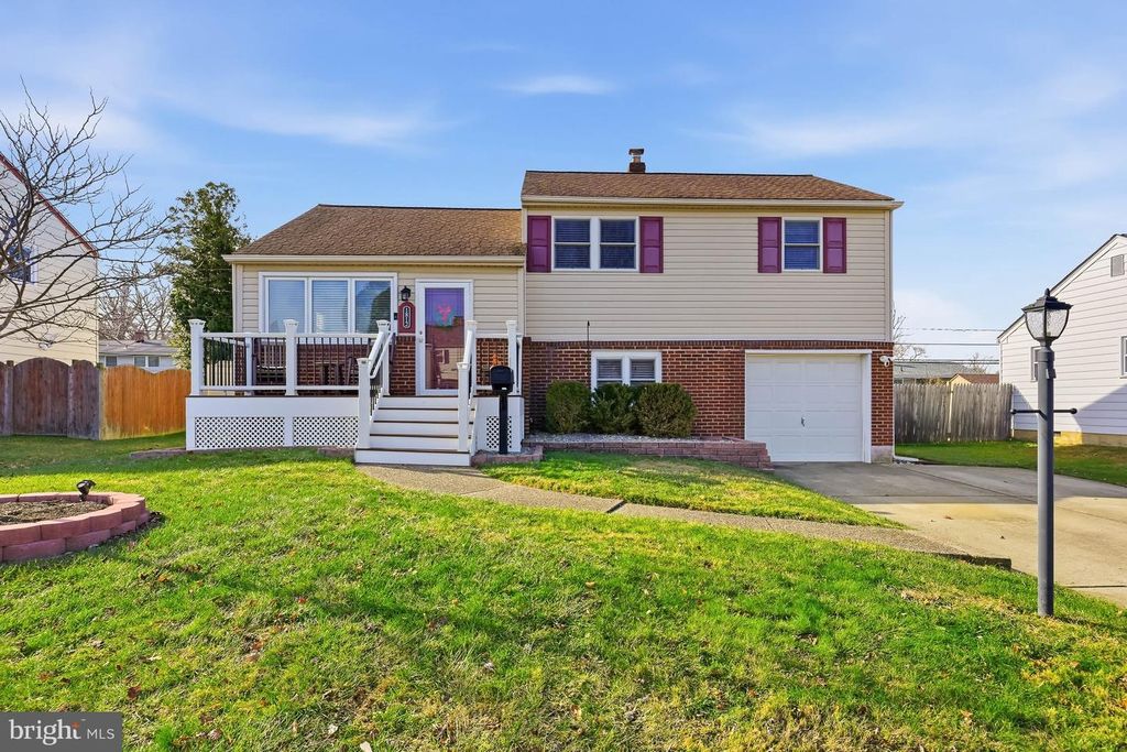 1812 WINDERMERE AVE, Wilmington, DE 19804