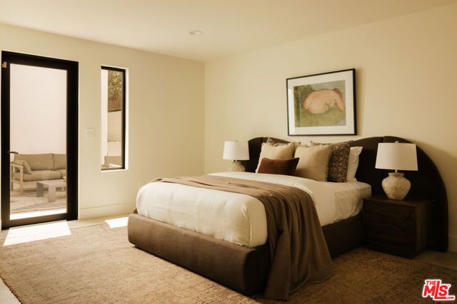 2380 Venus Drive, Los Angeles, CA 90046