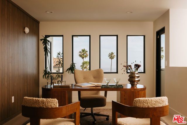 2380 Venus Drive, Los Angeles, CA 90046