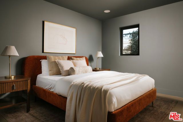 2380 Venus Drive, Los Angeles, CA 90046