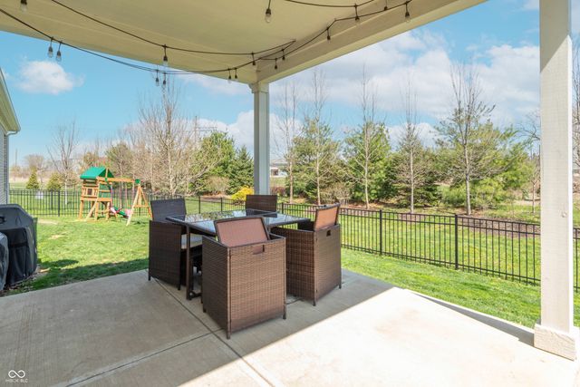 7421 Doyal Drive, Whitestown, IN 46075