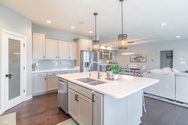 7421 Doyal Drive, Whitestown, IN 46075