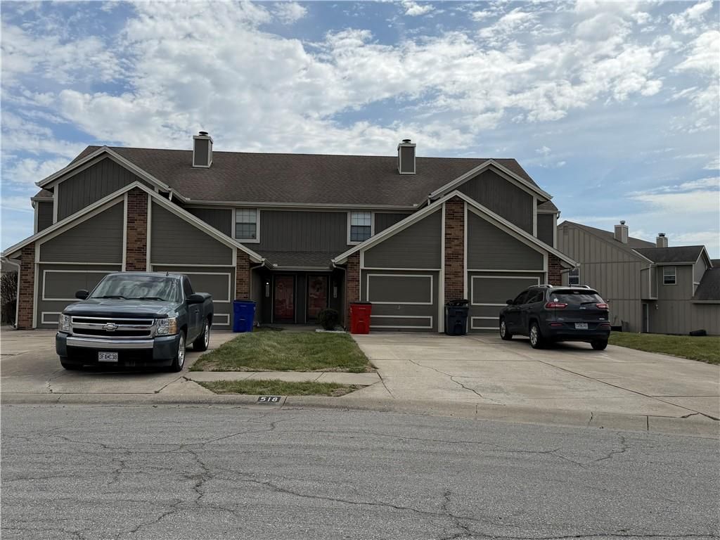518 NE 6th Street B, Blue Springs, MO 64014