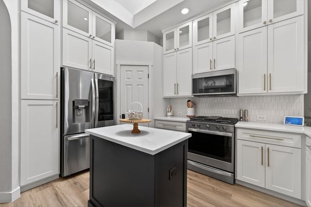 5861 Chatham Lane, The Colony, TX 75056