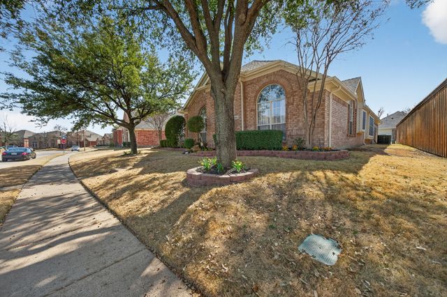 5861 Chatham Lane, The Colony, TX 75056