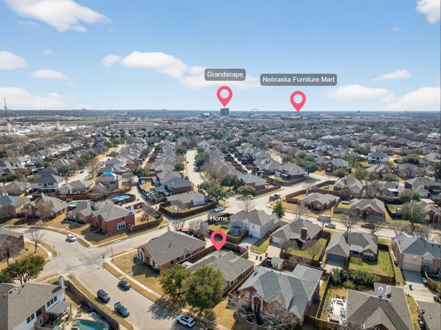 5861 Chatham Lane, The Colony, TX 75056