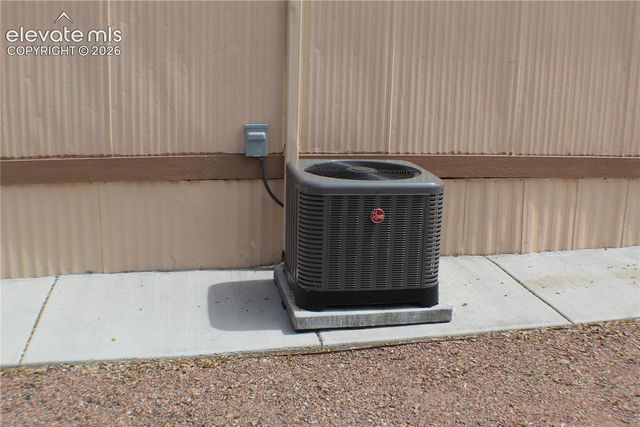 835 Aspen Circle, Pueblo, CO 81006