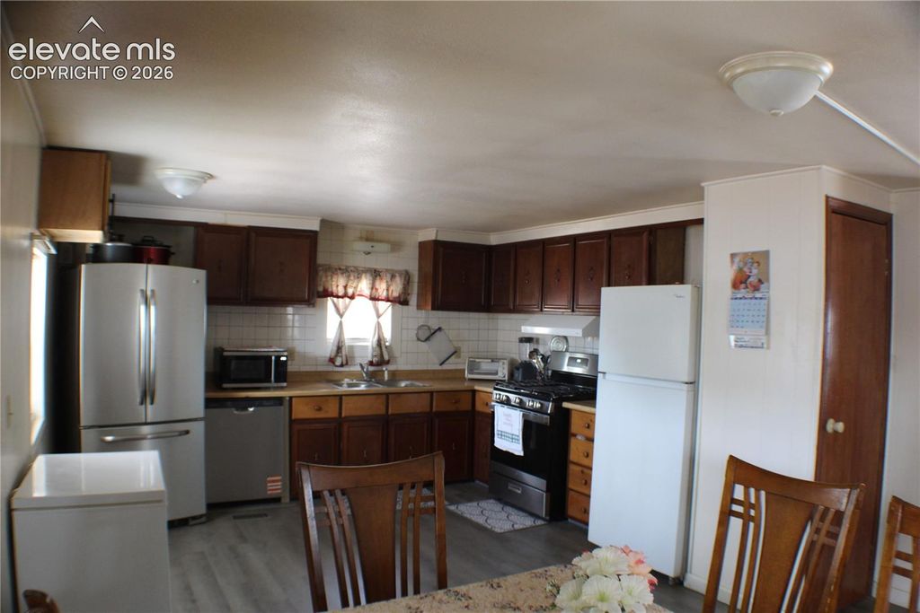 835 Aspen Circle, Pueblo, CO 81006 — photo 4