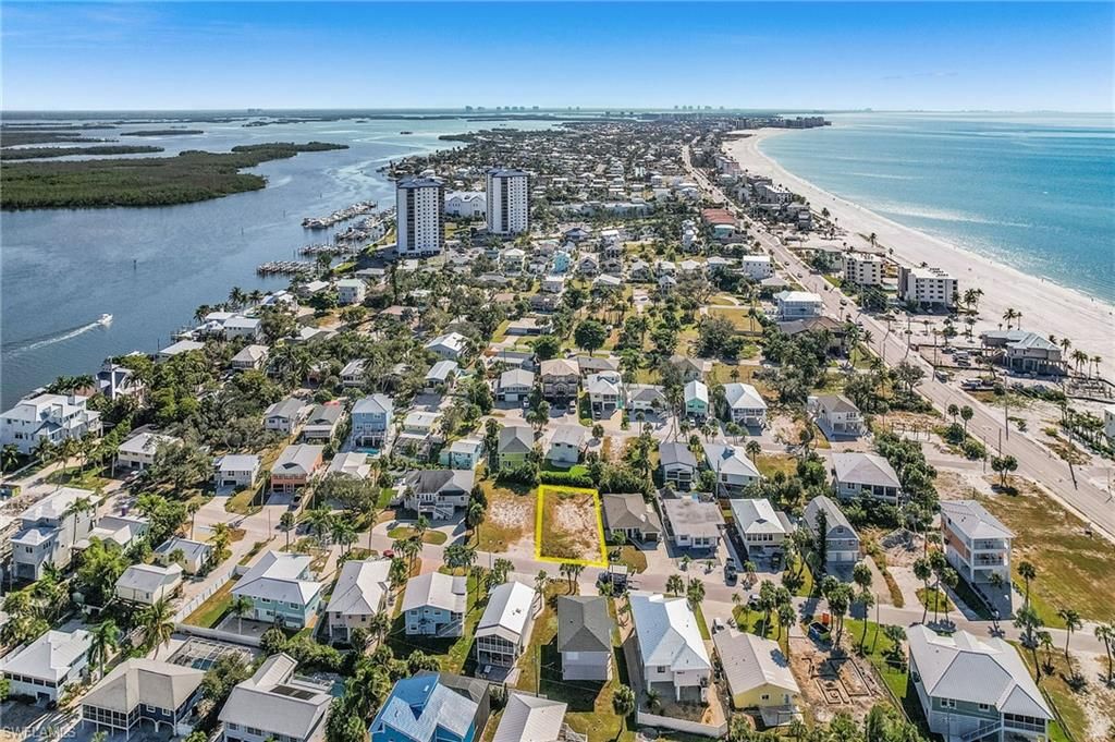 140 Hercules DR, FORT MYERS BEACH, FL 33931 — photo 5