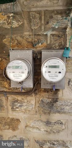 5820 AKRON ST, Philadelphia, PA 19149