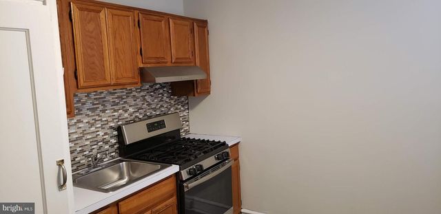 5820 AKRON ST, Philadelphia, PA 19149