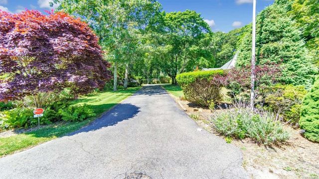 15 Fairview Avenue, Westhampton Beach, NY 11978