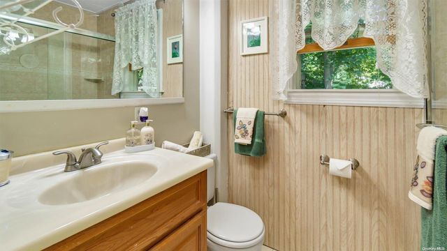 15 Fairview Avenue, Westhampton Beach, NY 11978