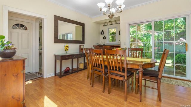 15 Fairview Avenue, Westhampton Beach, NY 11978