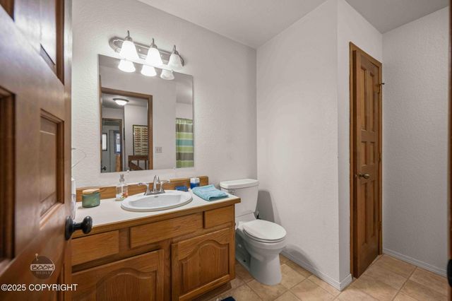 19752 S Montague Loop, Eagle River, AK 99577