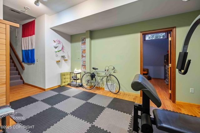 19752 S Montague Loop, Eagle River, AK 99577