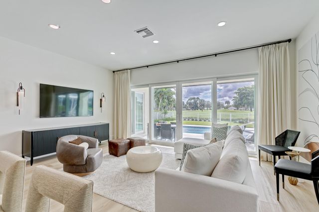 605 Masters Way, Palm Beach Gardens, FL 33418