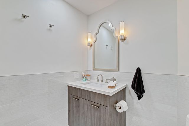 605 Masters Way, Palm Beach Gardens, FL 33418