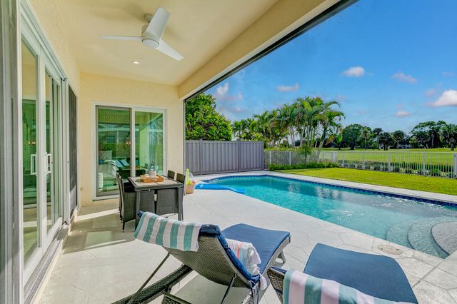 605 Masters Way, Palm Beach Gardens, FL 33418