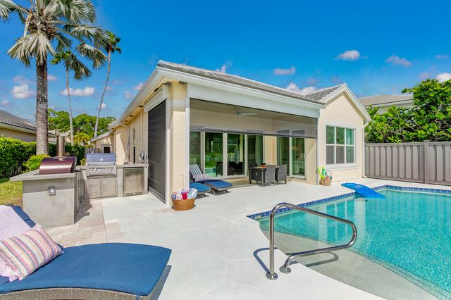 605 Masters Way, Palm Beach Gardens, FL 33418