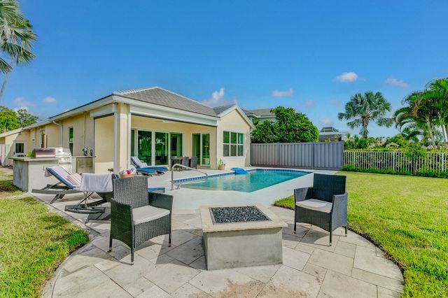 605 Masters Way, Palm Beach Gardens, FL 33418