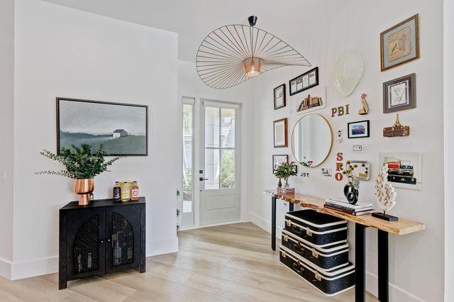 605 Masters Way, Palm Beach Gardens, FL 33418