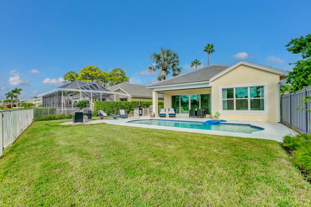 605 Masters Way, Palm Beach Gardens, FL 33418