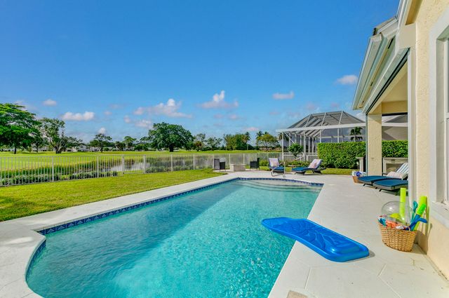 605 Masters Way, Palm Beach Gardens, FL 33418