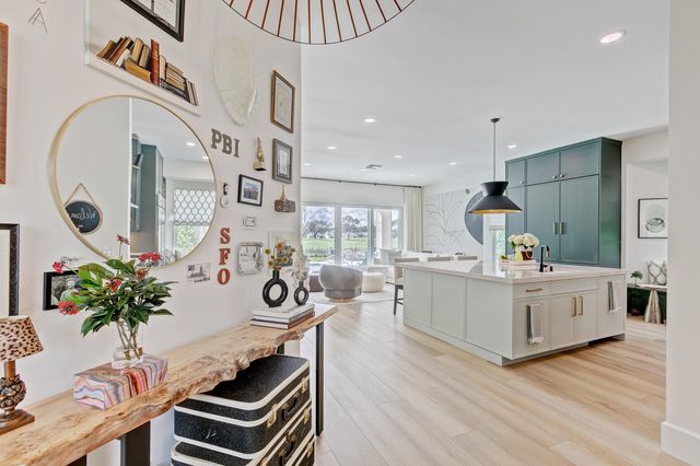 605 Masters Way, Palm Beach Gardens, FL 33418