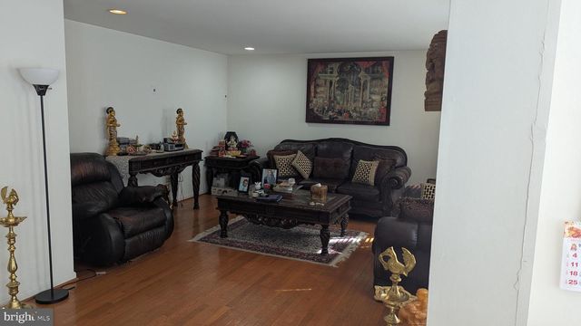 271 EVELYN AVE, Hamilton, NJ 08619