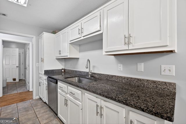 101 Line Creek Way, Sharpsburg, GA 30277