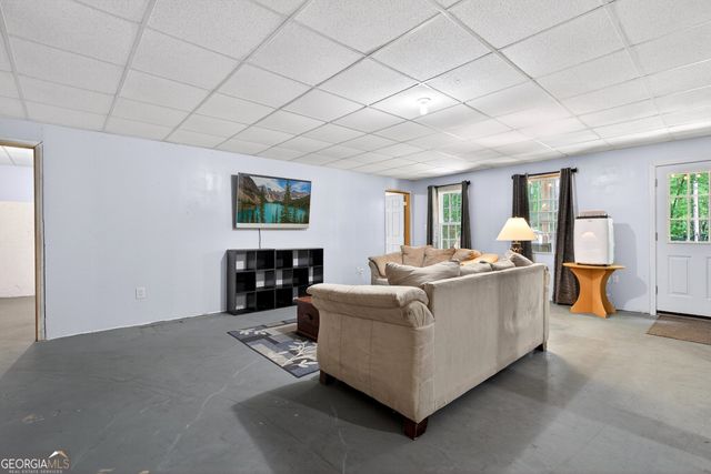 101 Line Creek Way, Sharpsburg, GA 30277