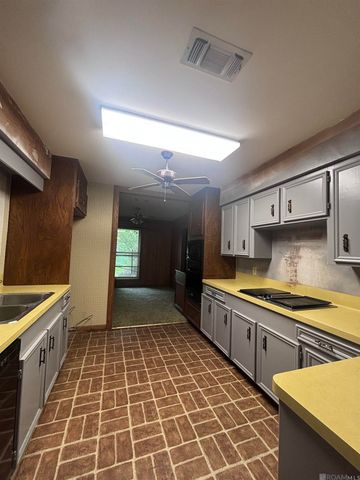 10160 Arnold Rd, Denham Springs, LA 70726