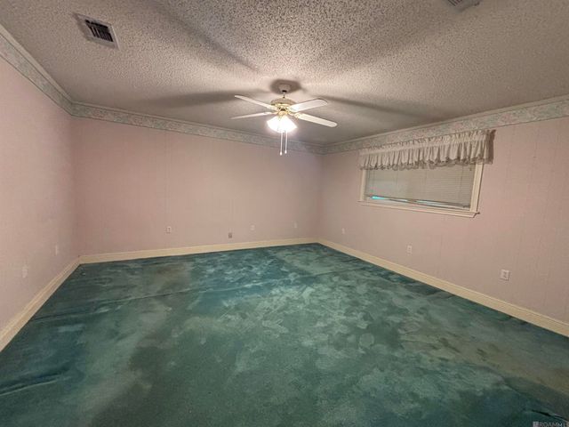 10160 Arnold Rd, Denham Springs, LA 70726