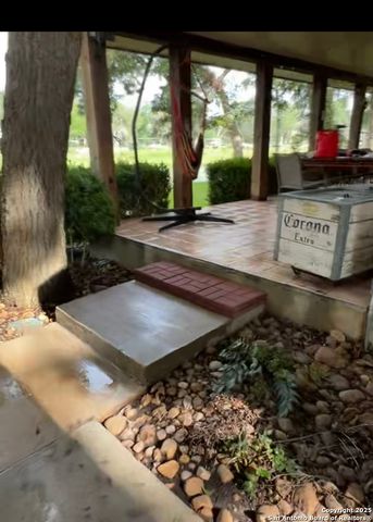 319 LAKE PLACID, Seguin, TX 78155