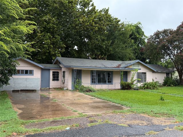 1805 Traffic Street, Bossier City, LA 71111