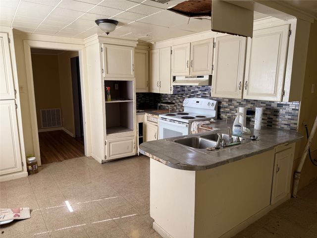 1805 Traffic Street, Bossier City, LA 71111